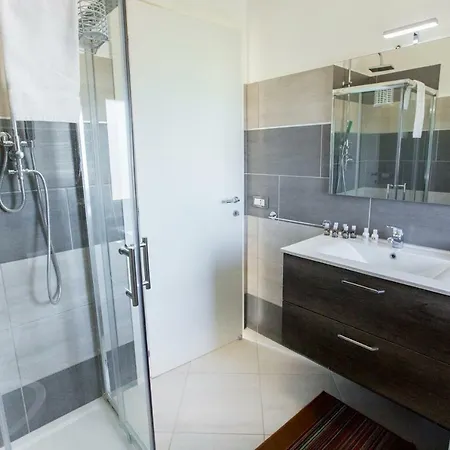 Le Zagare לסקארי