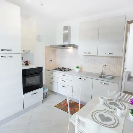 Le Zagare Apartament Lascari
