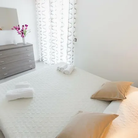 Le Zagare Apartament Lascari